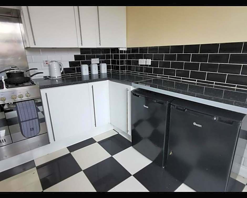 Marley Mansions Clarendon 65