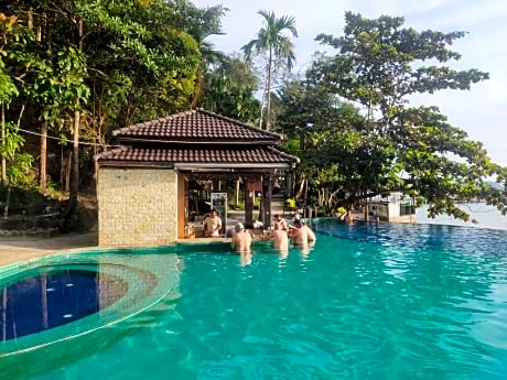 Koh Rong Hill Beach Resort