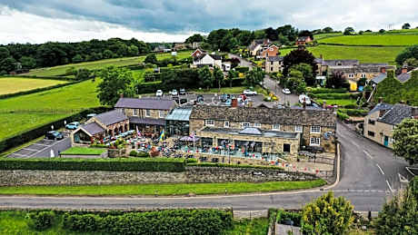 The Peacock at Barlow