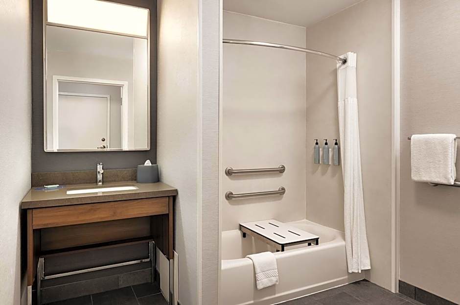 Courtyard by Marriott Minneapolis St. Paul/Roseville