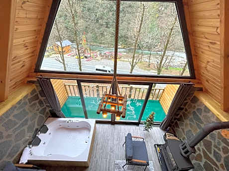 Suite with River View
