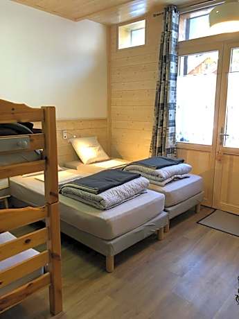 Quadruple Room with Private Bathroom