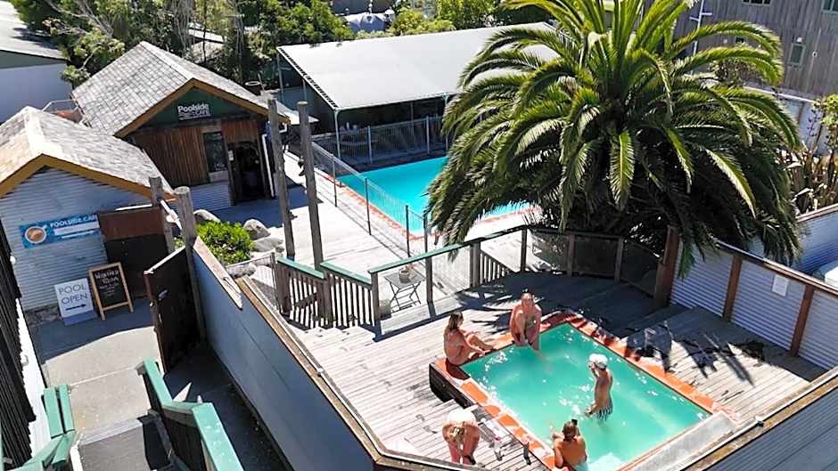 Dusky Lodge & Backpackers