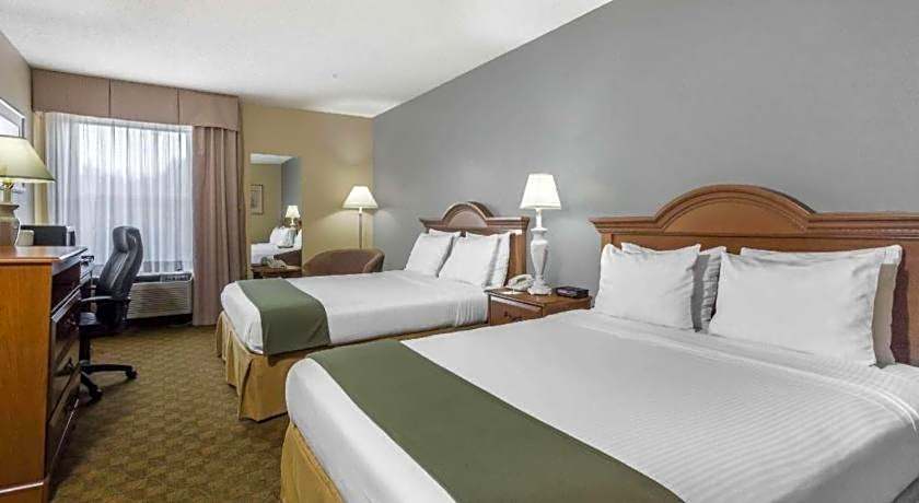 Days Inn by Wyndham Selma