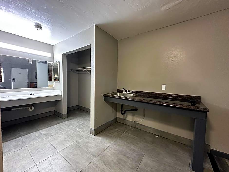 Sunpark Inn & Suites