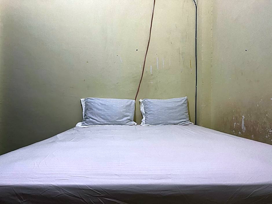 Hotel O Mely Homestay