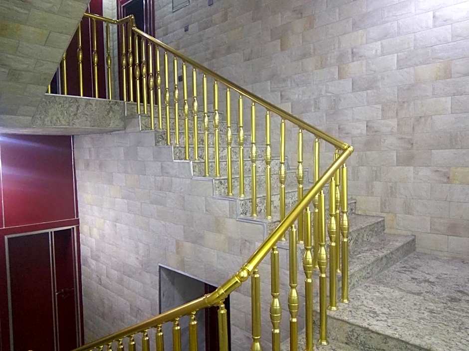 Heavenly Royal Apartments