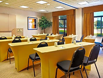 Comfort Inn & Suites Irving Las Colinas DFW