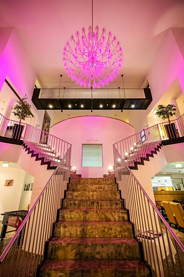 ARCOTEL Camino
