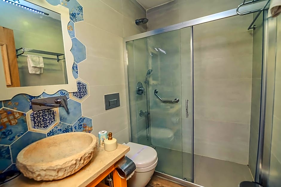 Alacati Asmali Konak Hotel