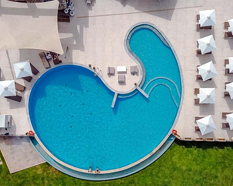 WHITE DONKEY BOUTIQUE Hotel