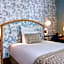 Hotel de Neuve by Happyculture
