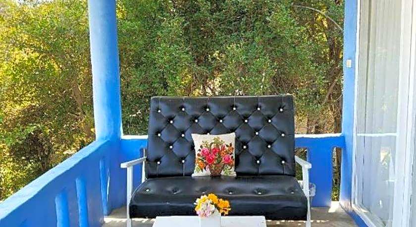 Brassiere Beach Hotel