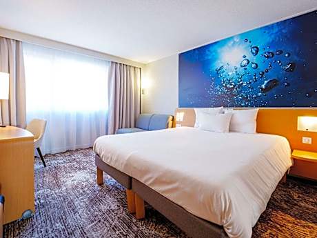 Superior Double Room with Sofa