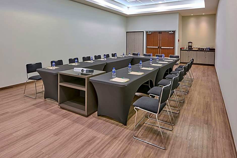 City Express Junior by Marriott San Luis Potosi Carranza