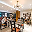 FabHotel Jansi Deluxe - Nr. Gandhipuram Bus stand