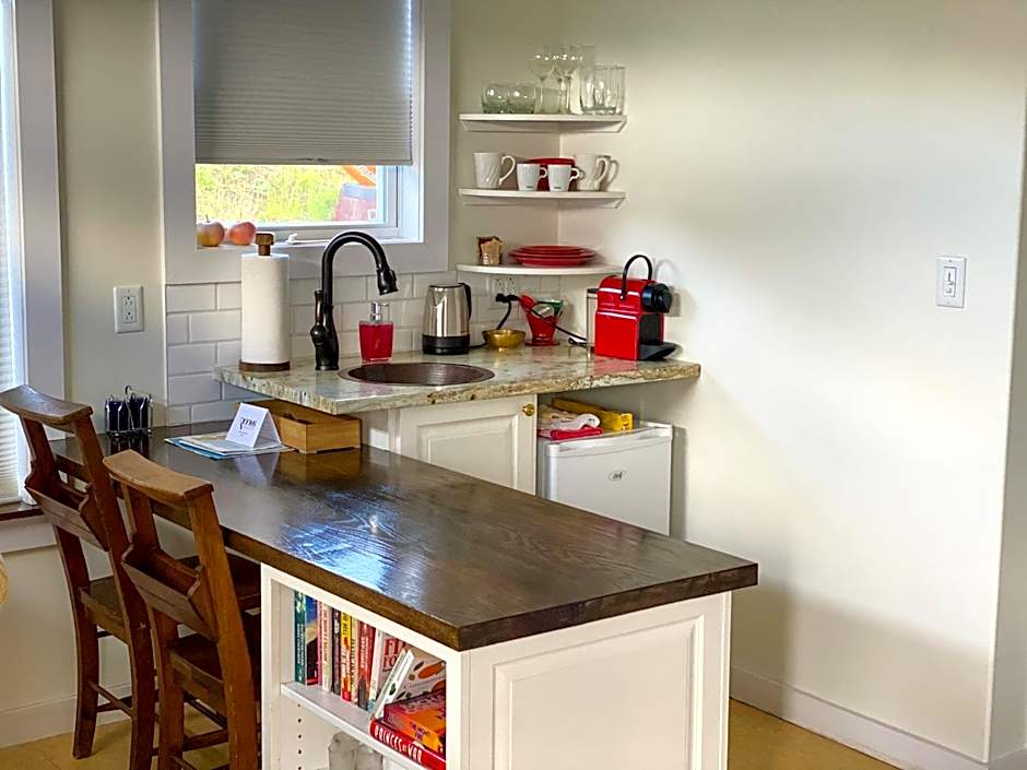 The Rooms at Woody Point