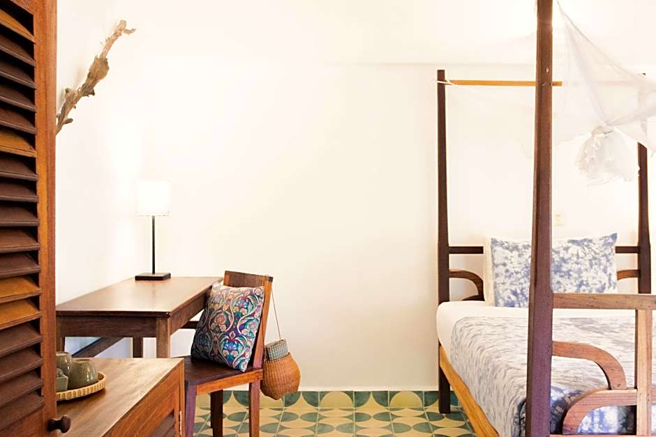 Sambor Village Hotel