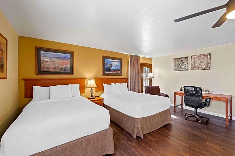 Clarion Inn