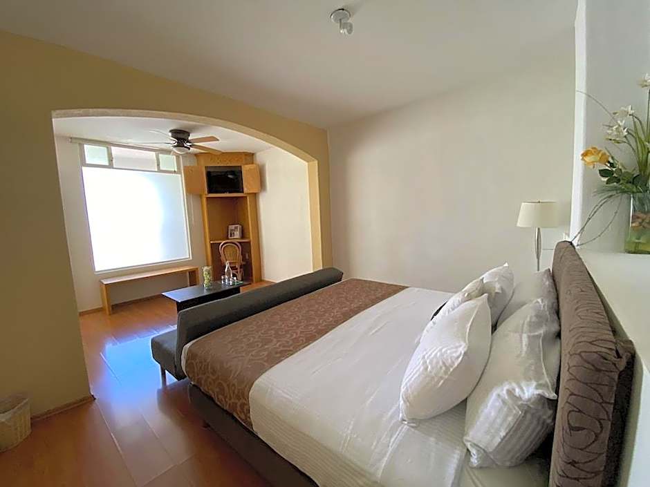 Hotel Casona de los Vitrales