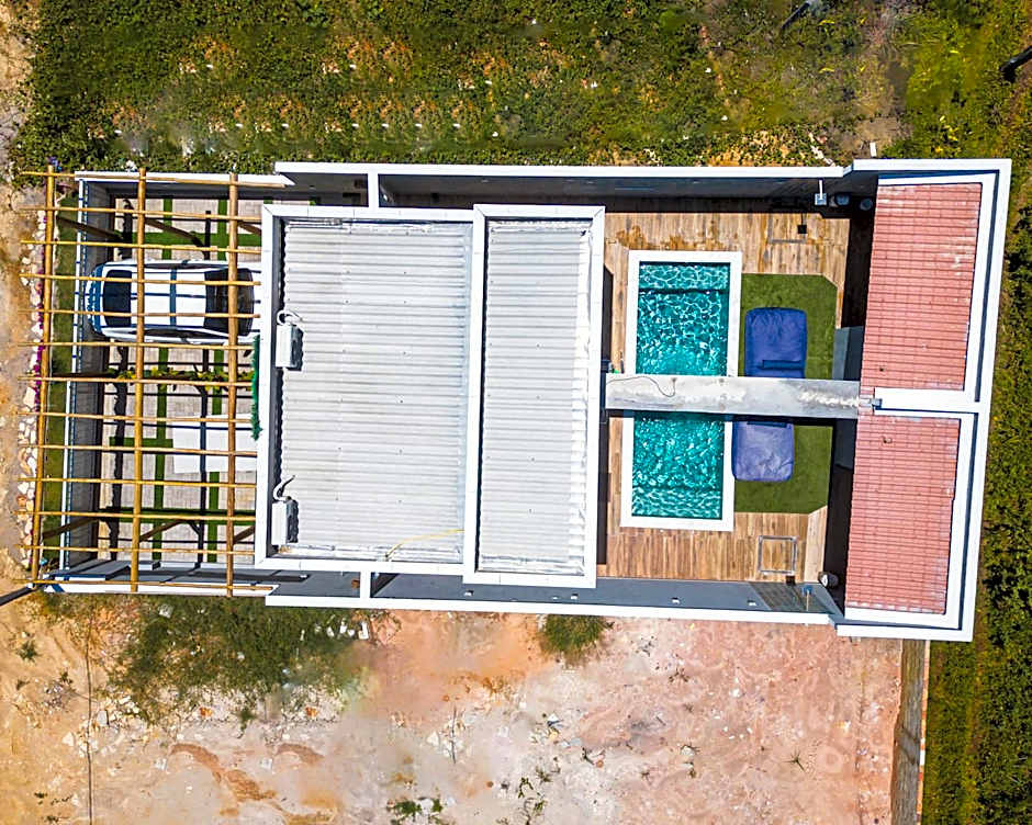 Villa Beija-Flor2: Suíte alexa e piscina privativa