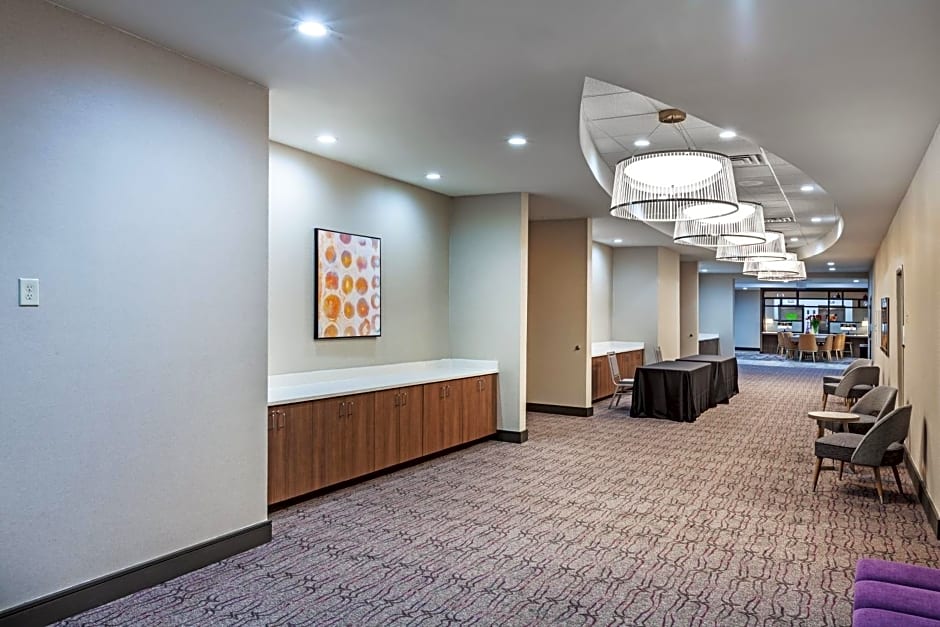 Holiday Inn Lubbock South, an IHG Hotel