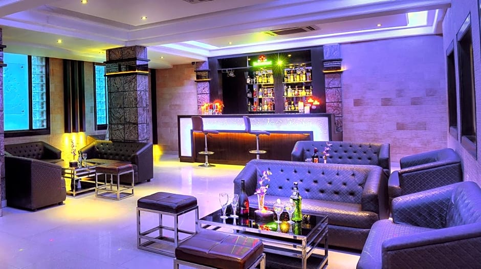 Hotel Royale Residency