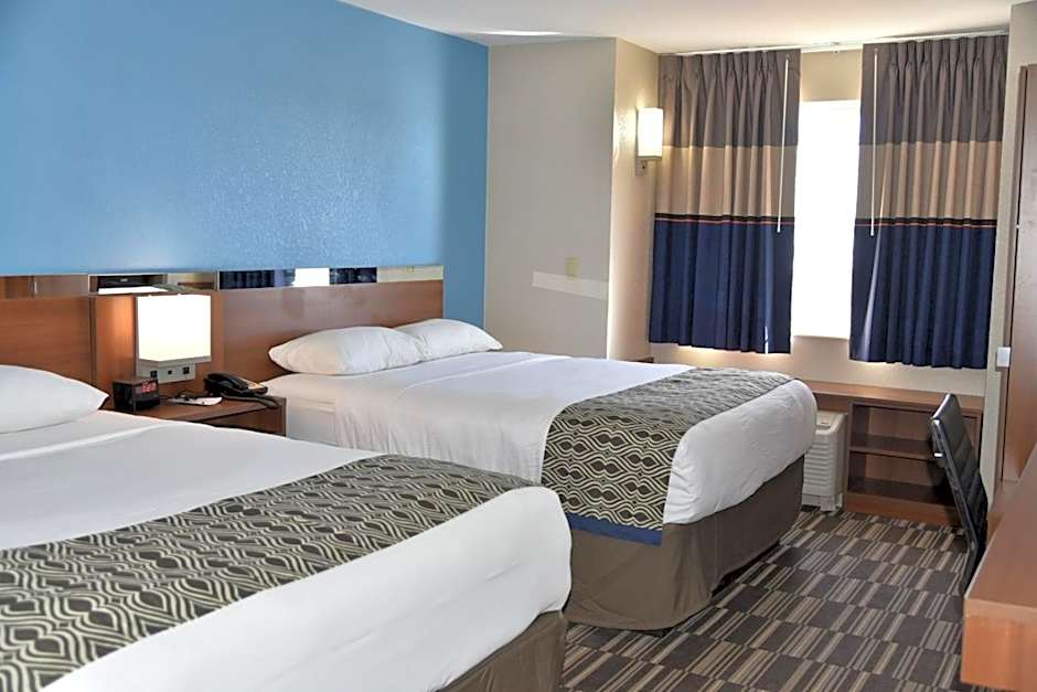 Microtel Inn & Suites By Wyndham Fond Du Lac