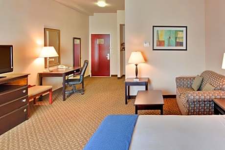 Standard King Room with Sofa Bed - Non-Smoking