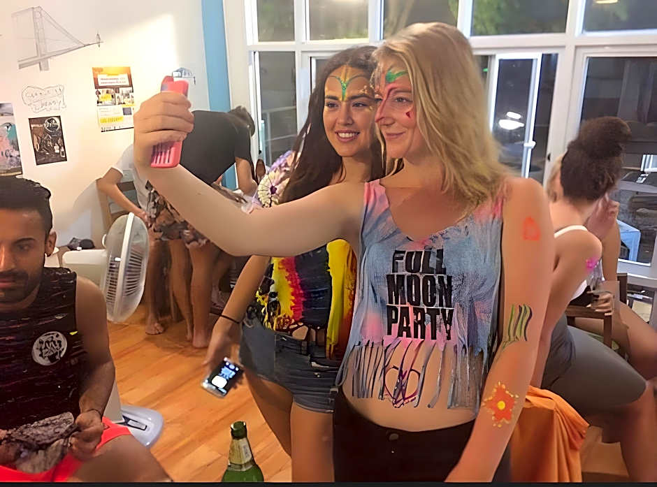 See Sea Backpacker House