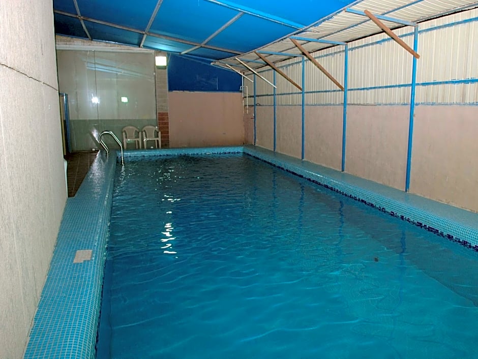 Arinza Tower Quality Suites