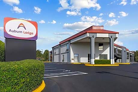 Auburn Lodge near University