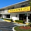 Super 6 Inn & Suites
