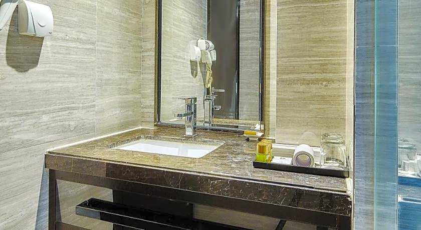 Insail Hotels (Huanshi Road Taojin Metro Station Guangzhou )