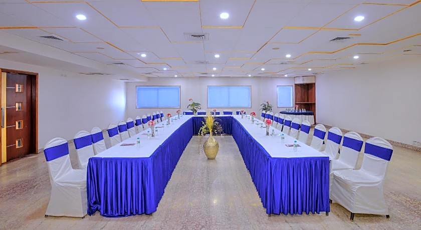 Wingston A Treehouse Hotel - Mathura