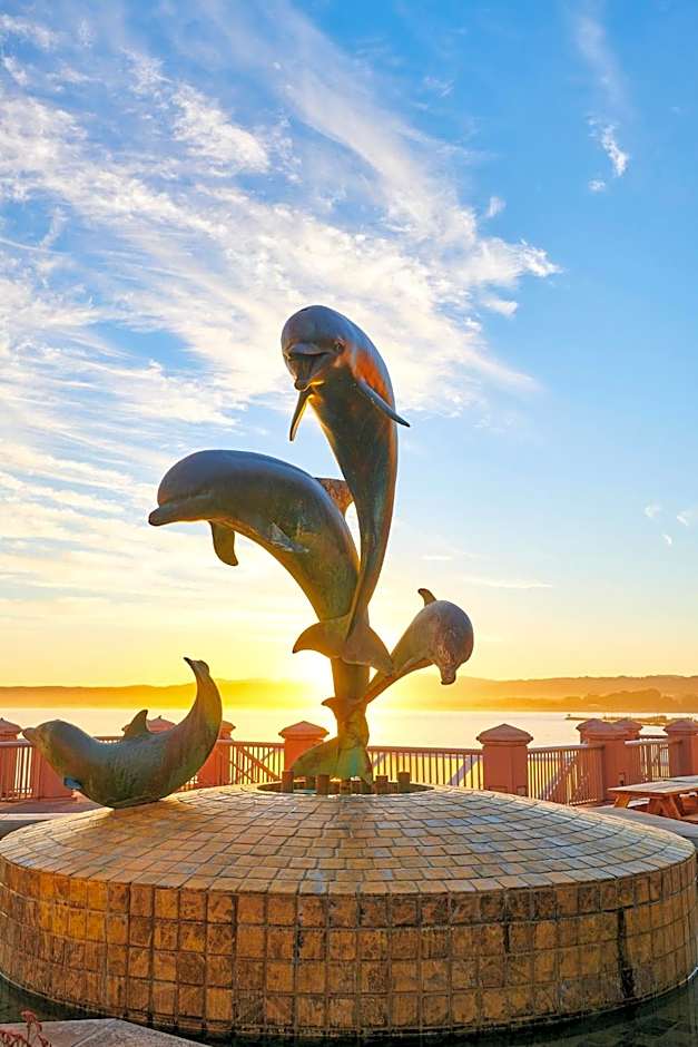 Monterey Plaza Hotel And Spa