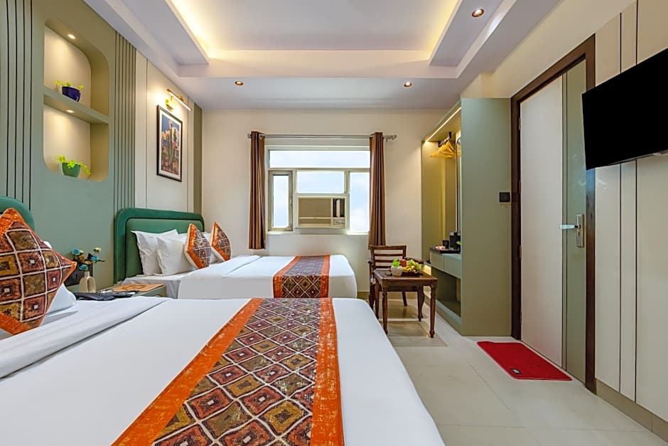 Hotel Golden Wings