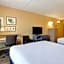 Comfort Inn & Suites St. Paul Northeast