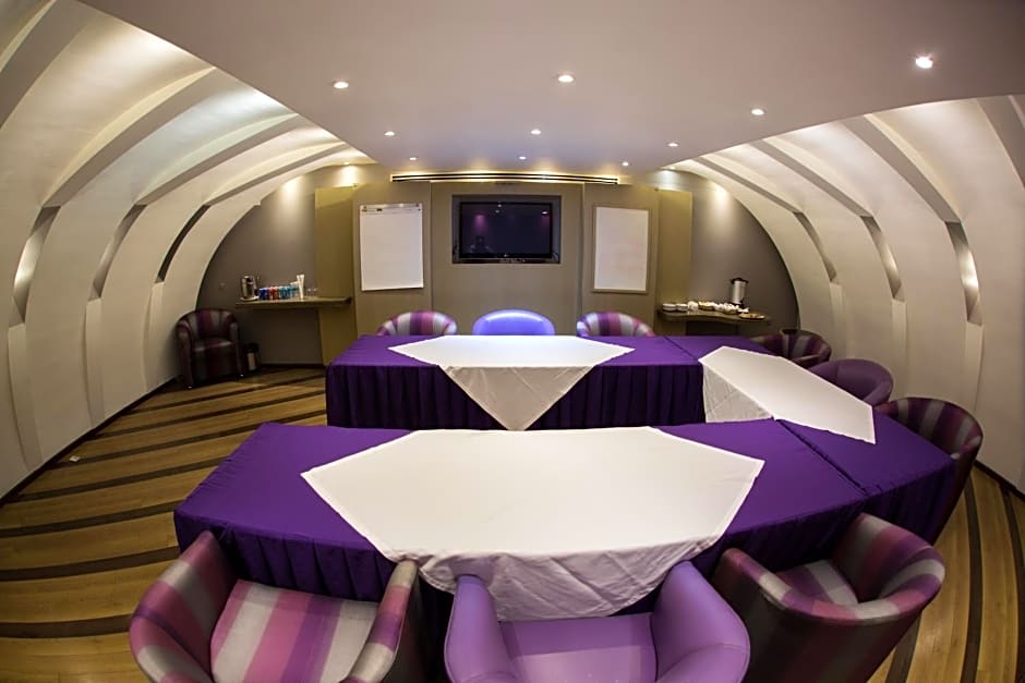 Hotel Grand Prix Aeropuerto CDMX