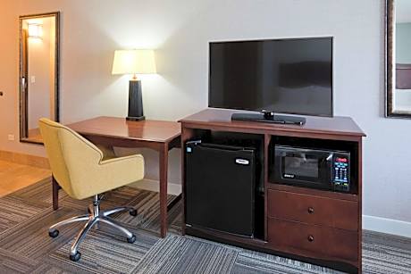 Queen Room with Two Queen Beds - Mobility Access/Non-Smoking