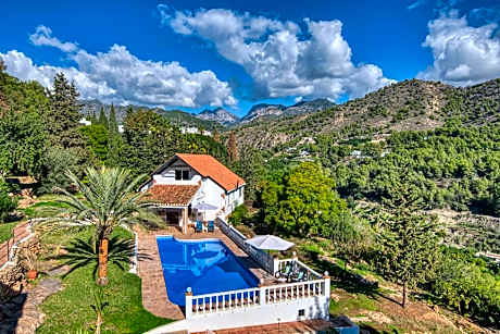 Villa Morera Bed & Breakfast