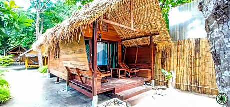 Family Room with Side Sea View