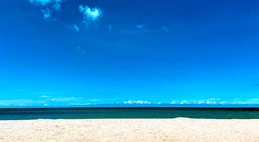 Golden Star Beach Hotel