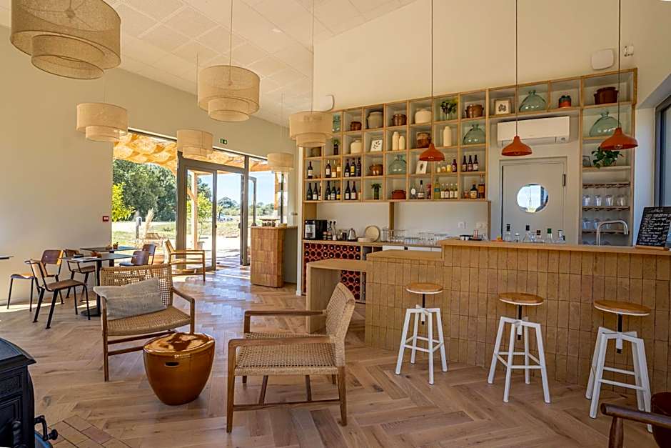 Les Coteaux - Lodges & Expériences