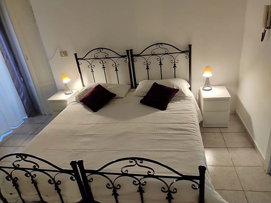 Crispi Accomodation B&B