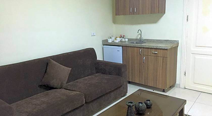 Zaina Plaza Hotel
