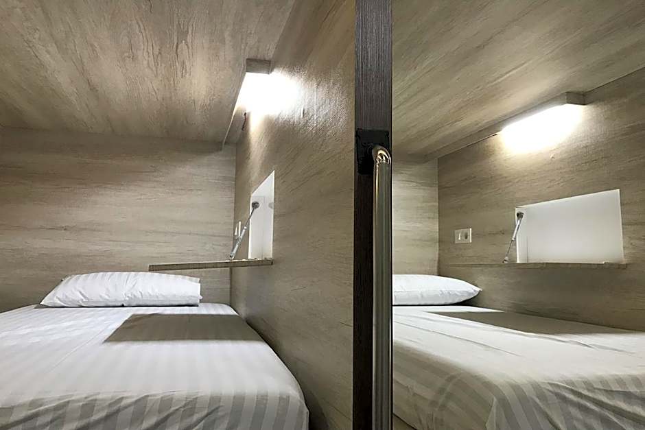 the Colour Hostel