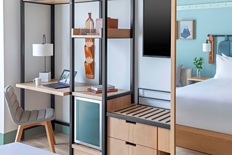 Queen Room with Two Queen Beds - High Floor