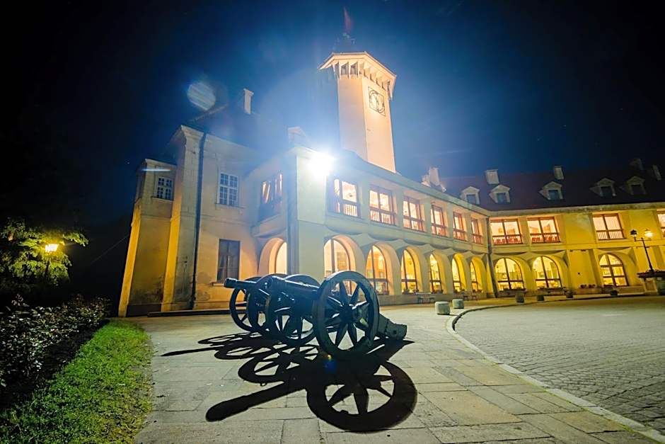 Hotel Zamek Pułtusk Dom Polonii