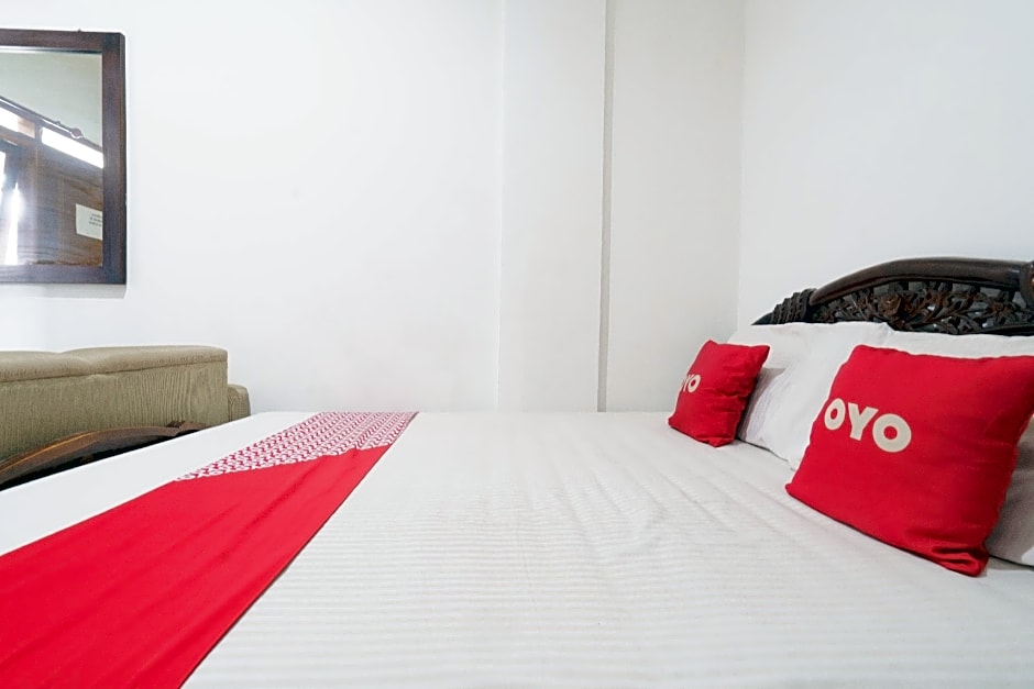 OYO 92249 Wisma Rina Rini Tegalega Park